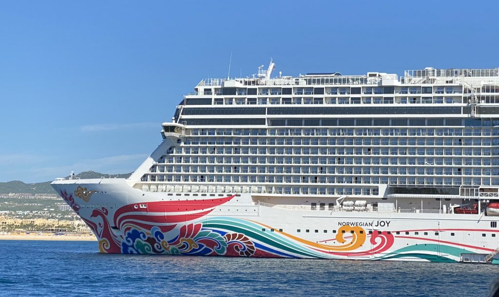Restaurants on Norwegian Joy