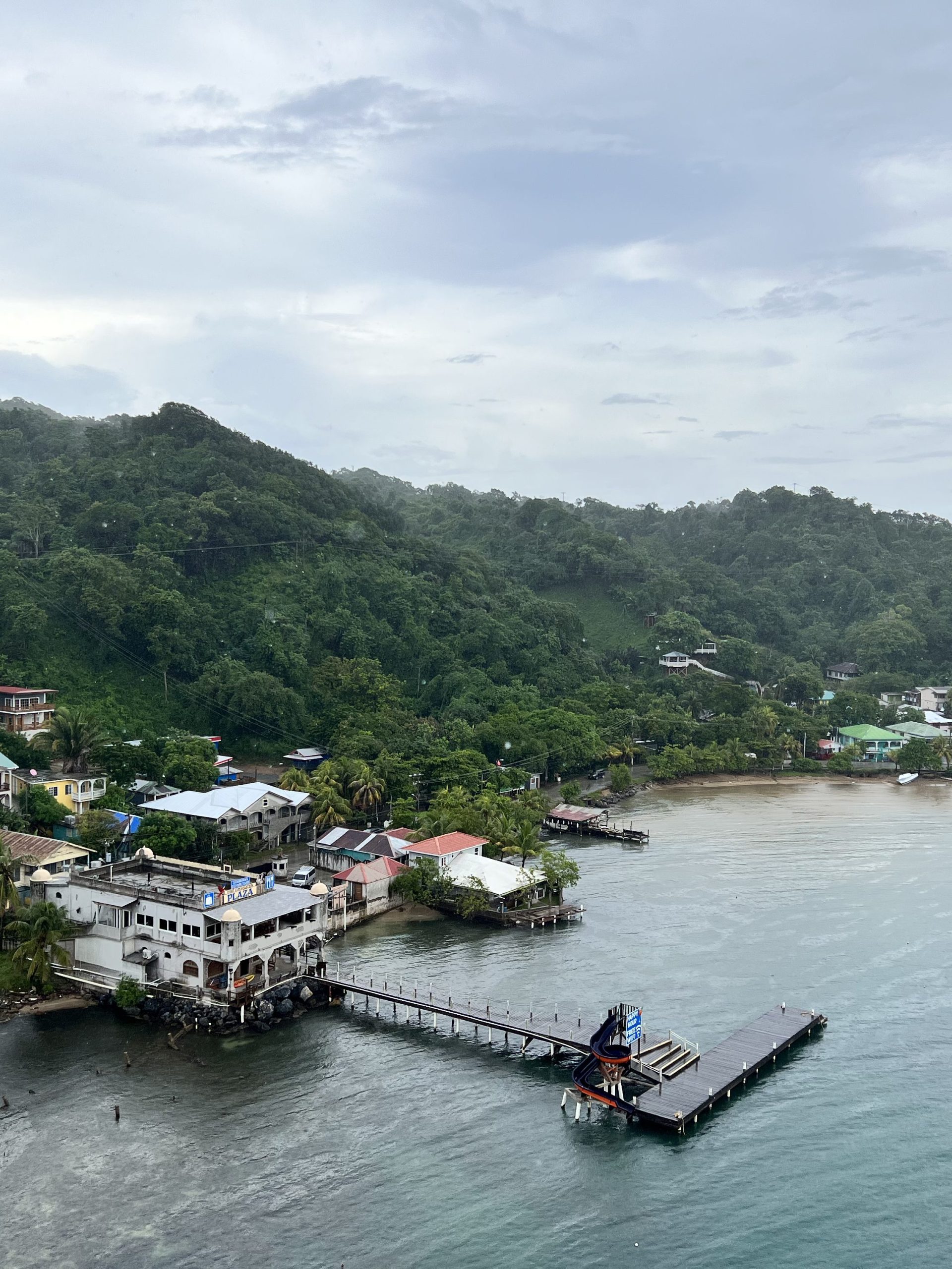 Roatan edited scaled