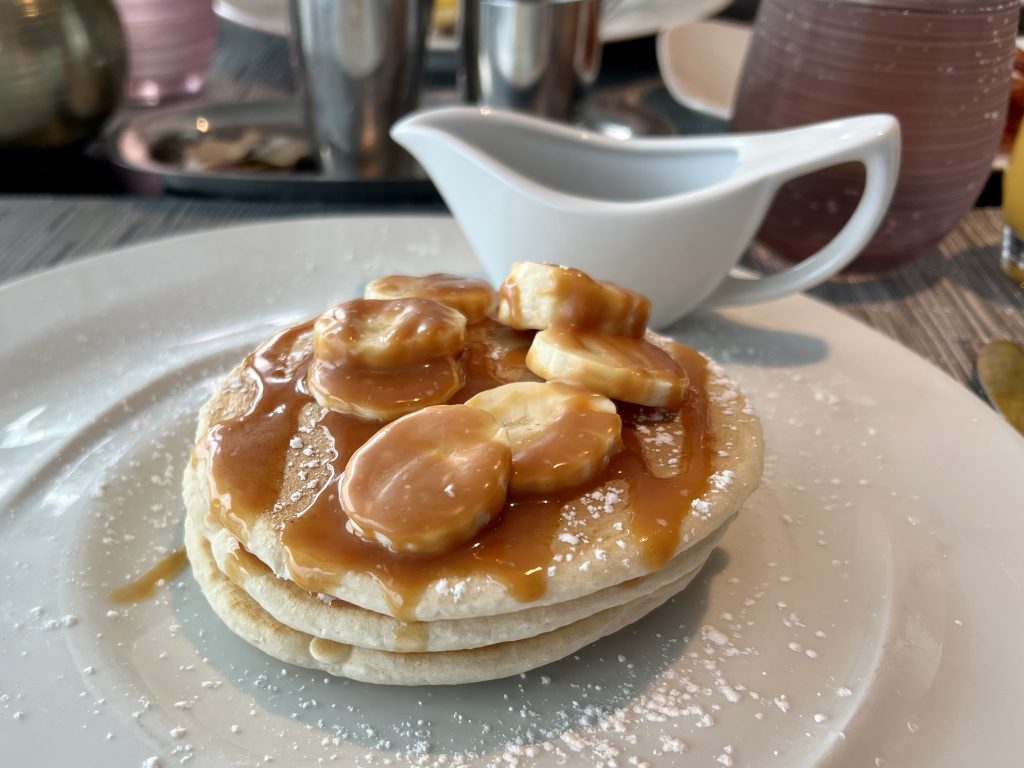 Banana pancakes at Luminae