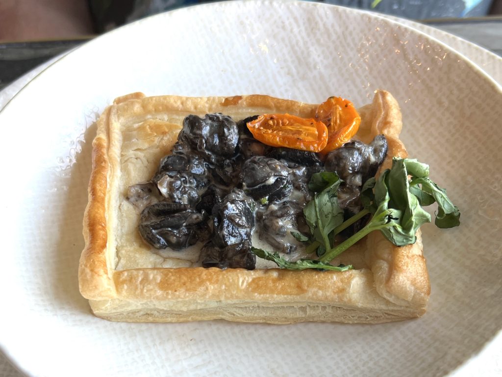 Le Grand Bistro Escargot