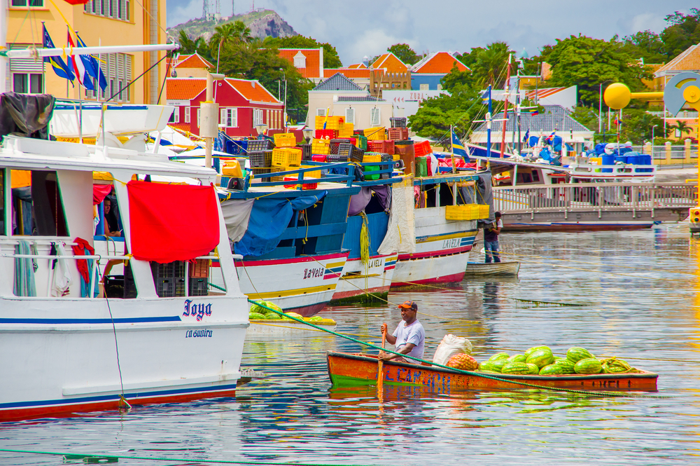 Floating Market Curacao Depositphotos 92282772 S