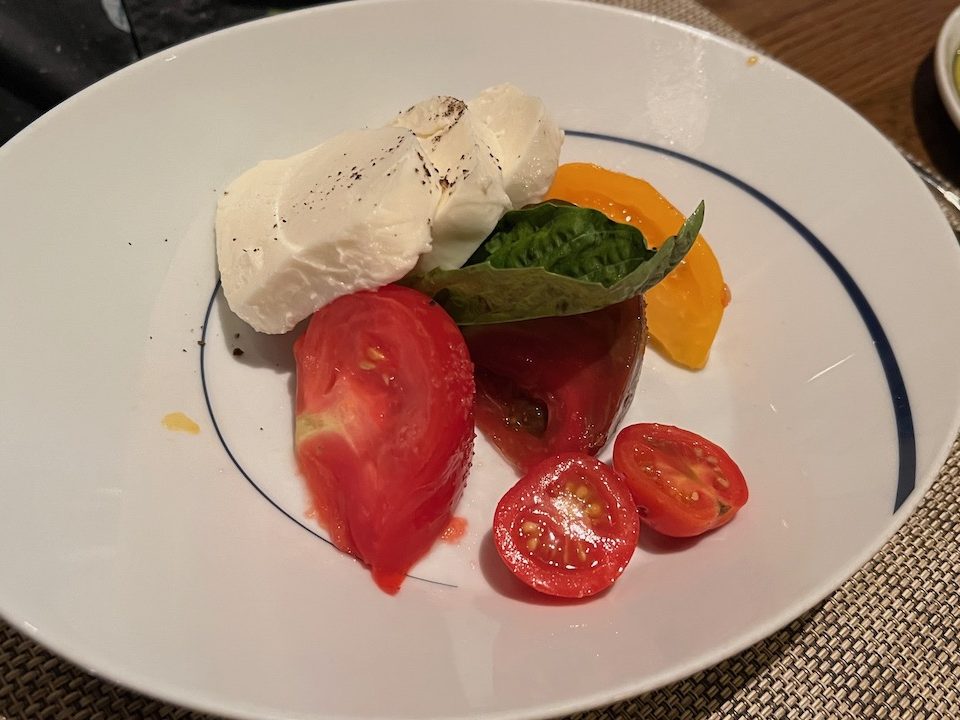 La Cucina Mozarella Caprese Salad edited