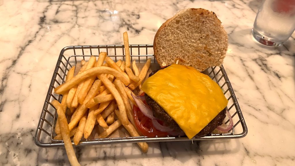 Cheeseburger at the Local