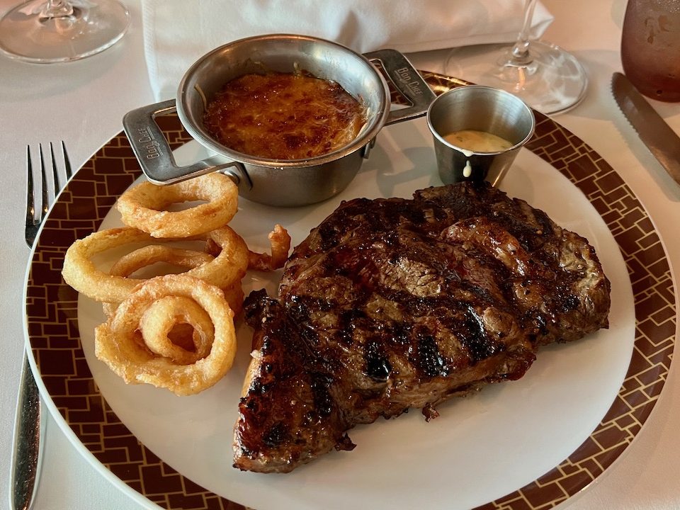 Ribeye at Cagneys edited
