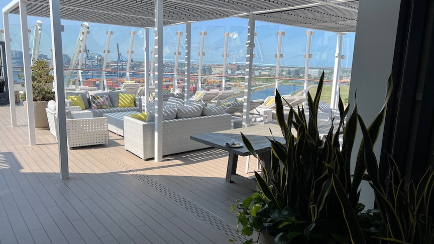 Apex Retreat Sundeck Conversation Seating