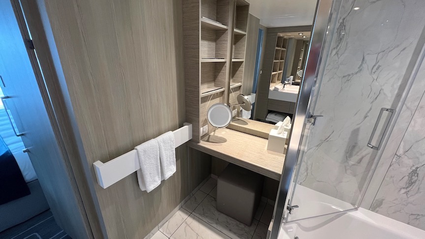 Dressing table 1