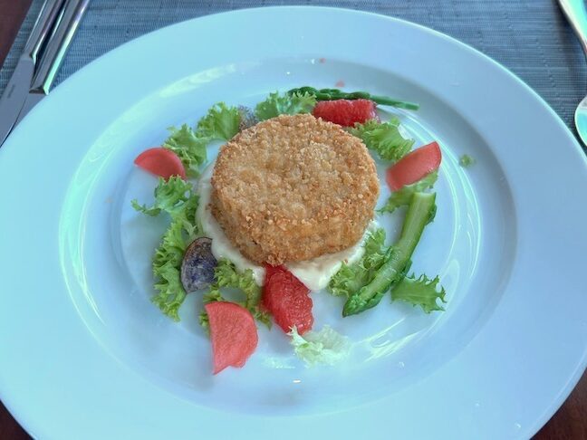Fine Cut Crab cake edited