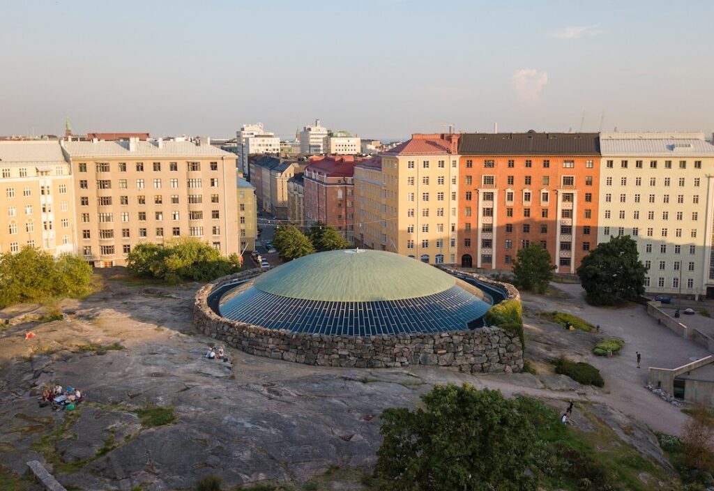 Temppeliaukio Church Helsinki hendrik morkel POxBz5bTsz0 unsplash