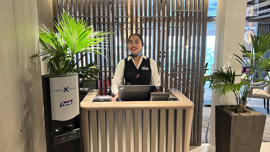 Hostess at Luminae on the Edge