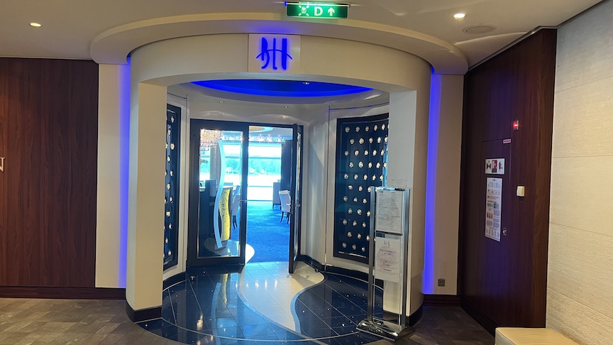 Solstice Blu entrance