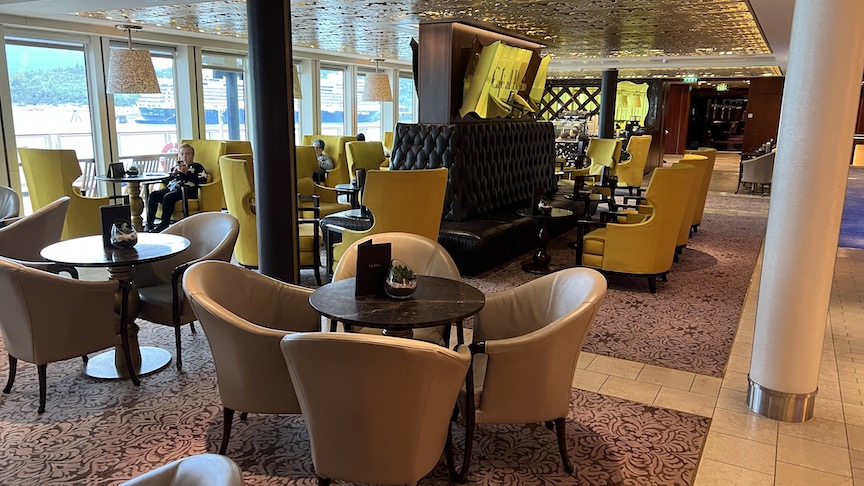 Solstice Cafe al Bacio overview 2