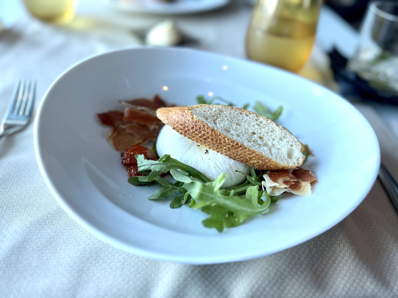 Solstice Luminae burrata