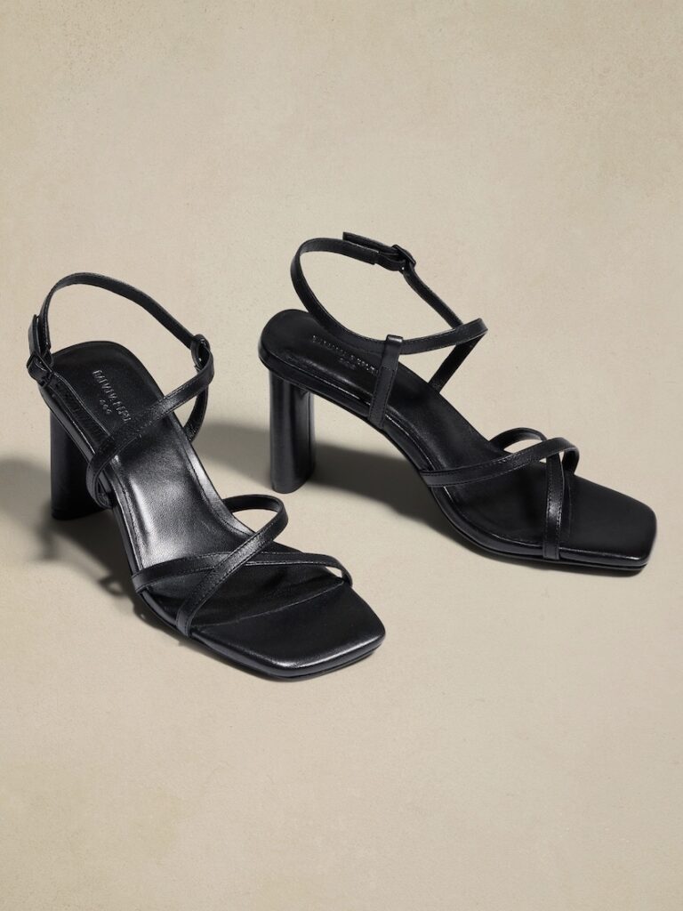 Strappy sandal