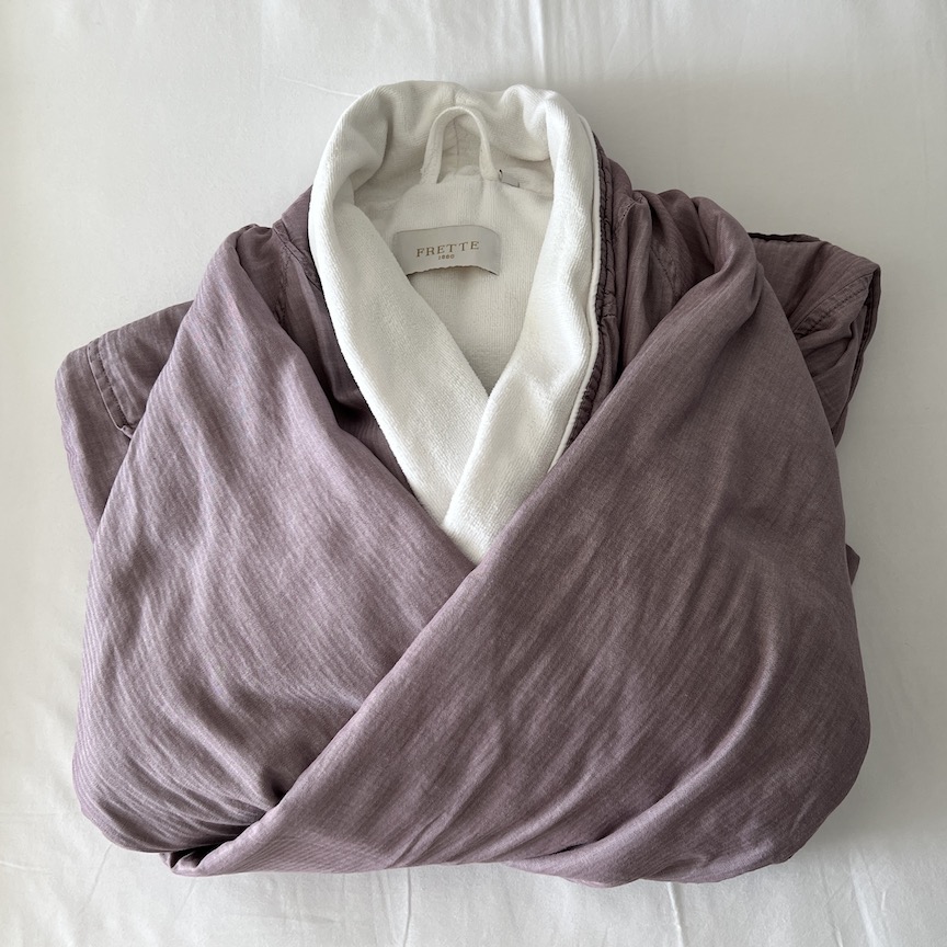 Retreat robe