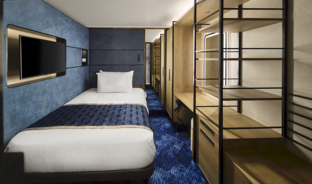 norwegian cruise line solo cabins
