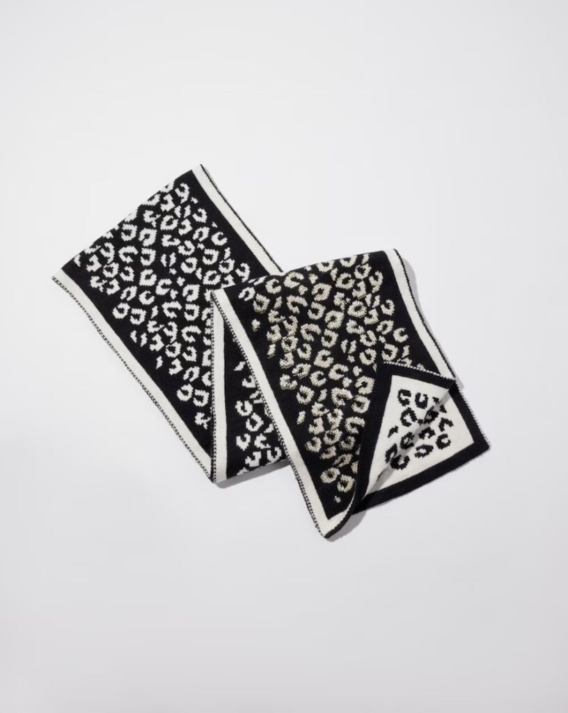 Chicos jacquard animal print scarf