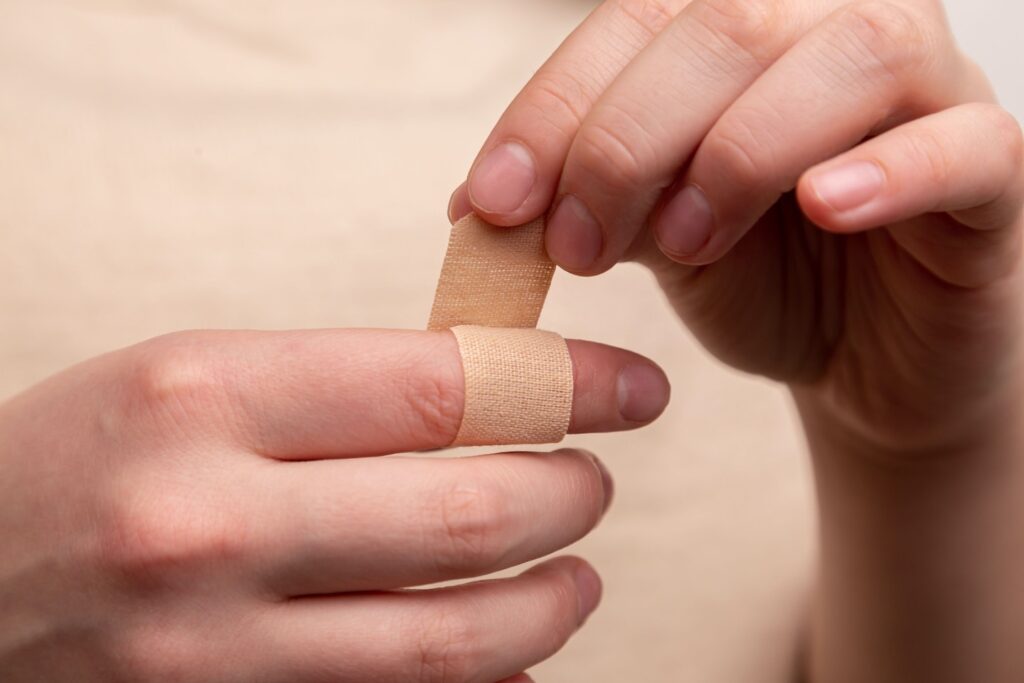 how to create a cruise first aid kit
