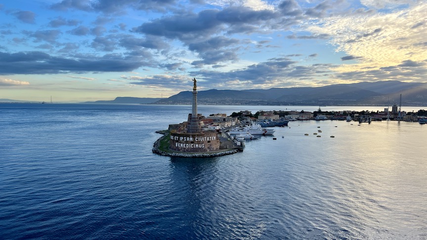 Messina port entry