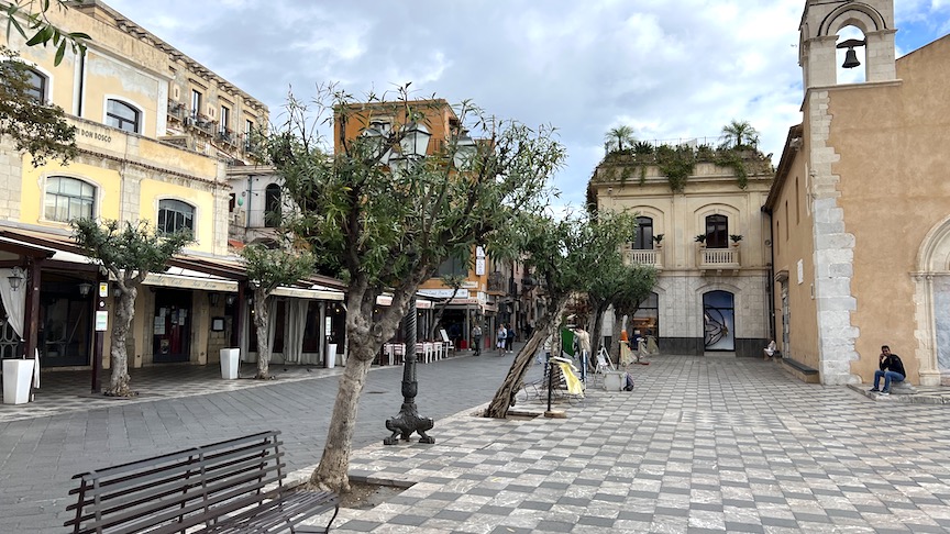 Taormina street view