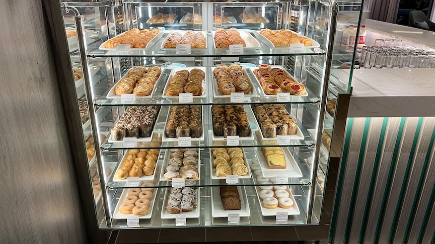 Ascent Cafe al Bacio pastries