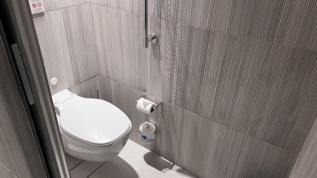 Prima 2 bedroom villa small bathroom 1