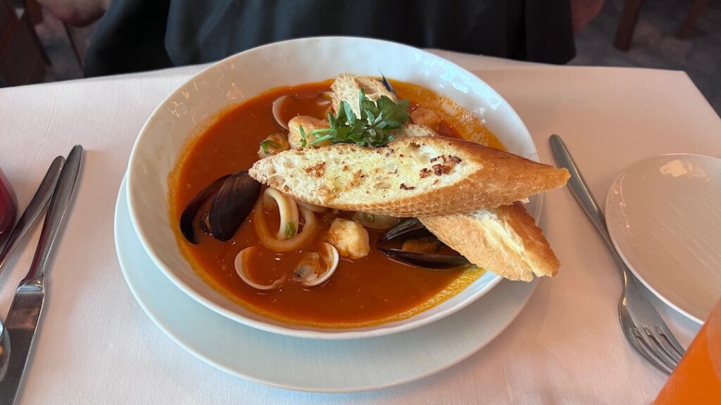 NCL Breakaway Ocean Blue cioppino 1