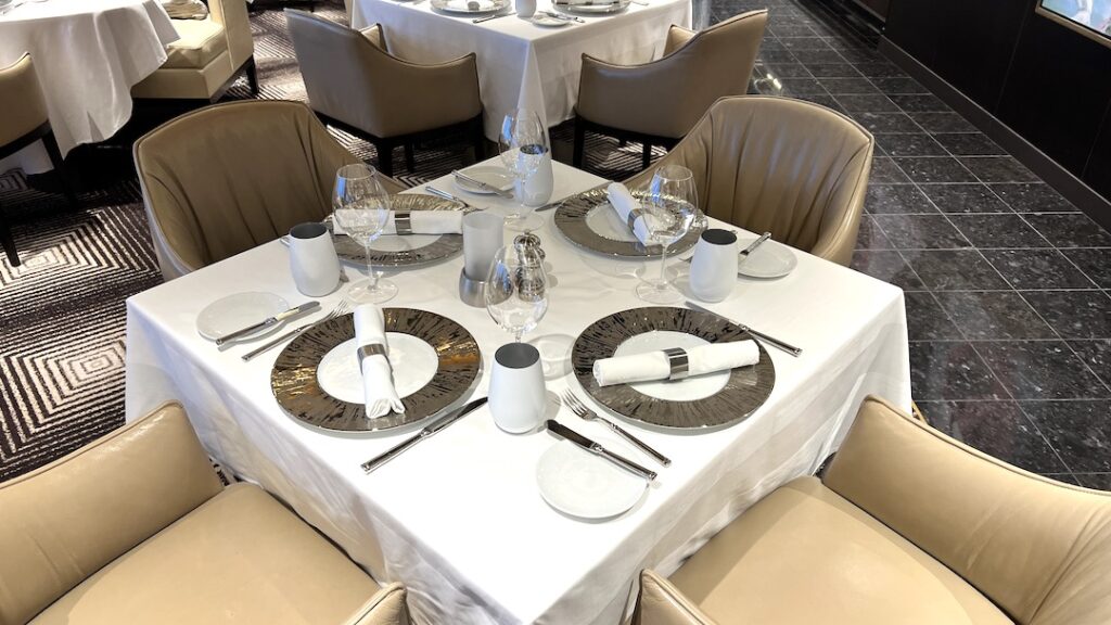 NCL Joy Haven Restaurant table setting